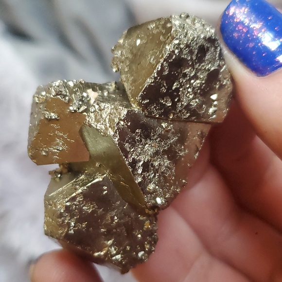 Nice chunky pyrite crystal octagonal pyrite for good luck & manifesting abundanc - Picture 1 of 4